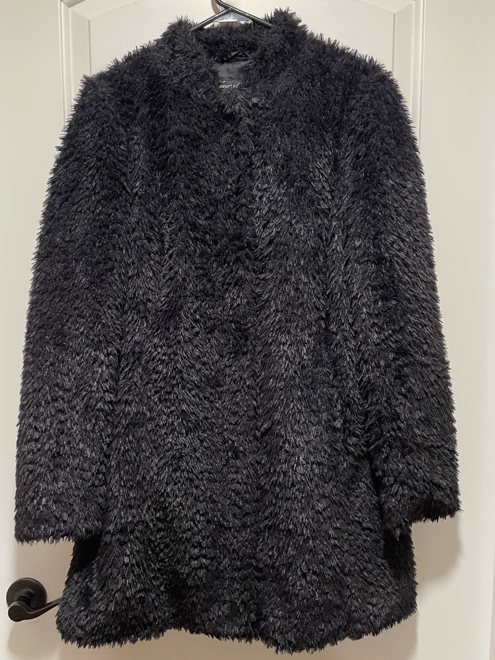 Kenneth Cole New York Cozy Chic Black Teddy Coat Mid Length Hidden Buttons Sz M - Picture 3 of 14